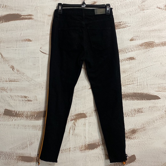 LF Carmar Jeans - Picture 5 of 5